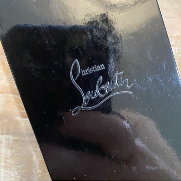 Christian Louboutin Bullet Lipstick 001M velvet red matte lip with box - Picture 8 of 11